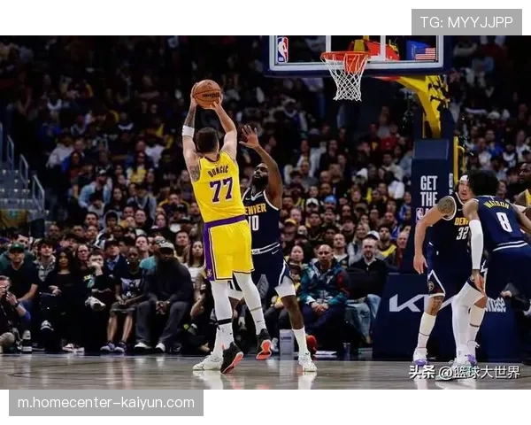 珀尔特尔18分10篮板猛龙中锋 七投全中高效内线终结支撑攻防体系