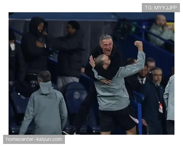 恩里克客场战术部署极具针对性 利用切尔西压上身后空间完成致命一击