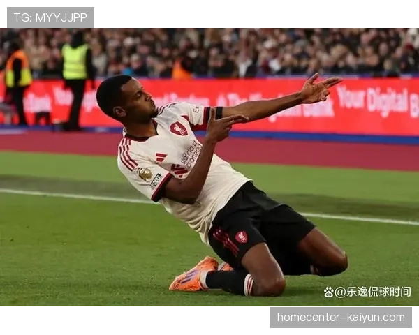 利物浦锋线引援效果待观察 伊萨克脚踝伤势预计三月底回归训练